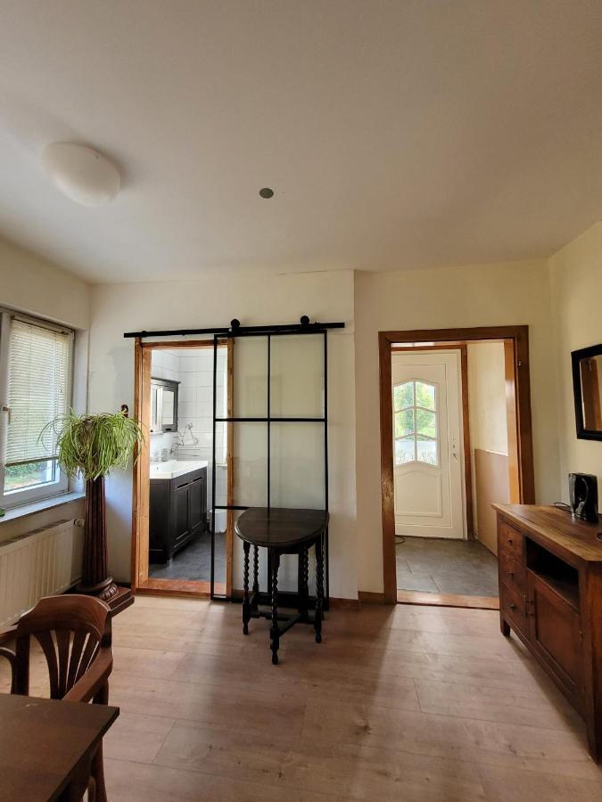 La Petite Gloire Bed & Breakfast Pogum Bagian luar foto