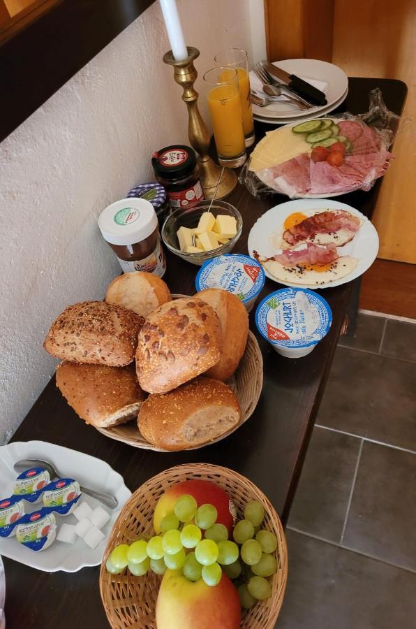 La Petite Gloire Bed & Breakfast Pogum Bagian luar foto